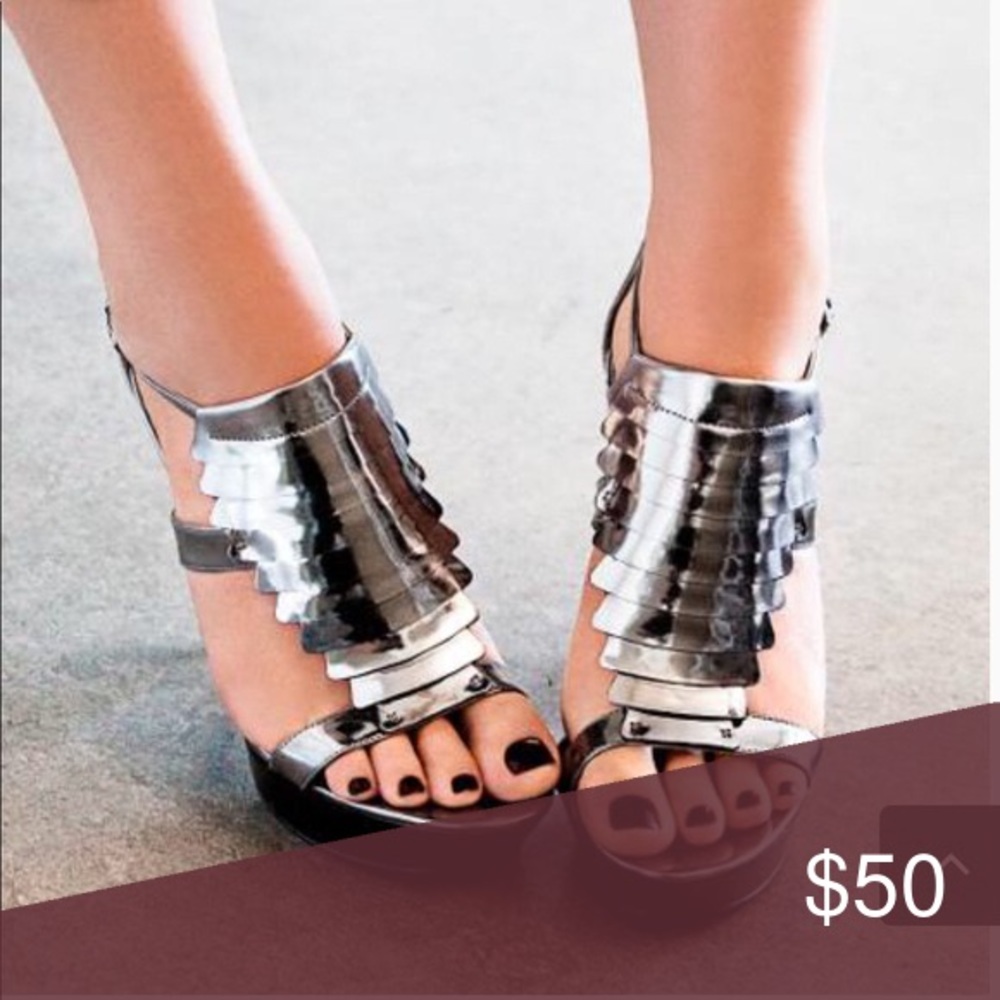 COLE HAAN MARIA SHARAPOVA AIR GWALTNEY SANDAL SILVER 9M